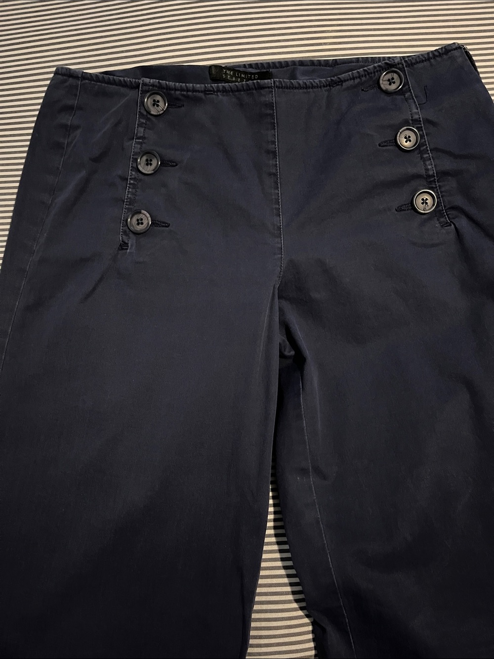 The limited pants, navy, size 4